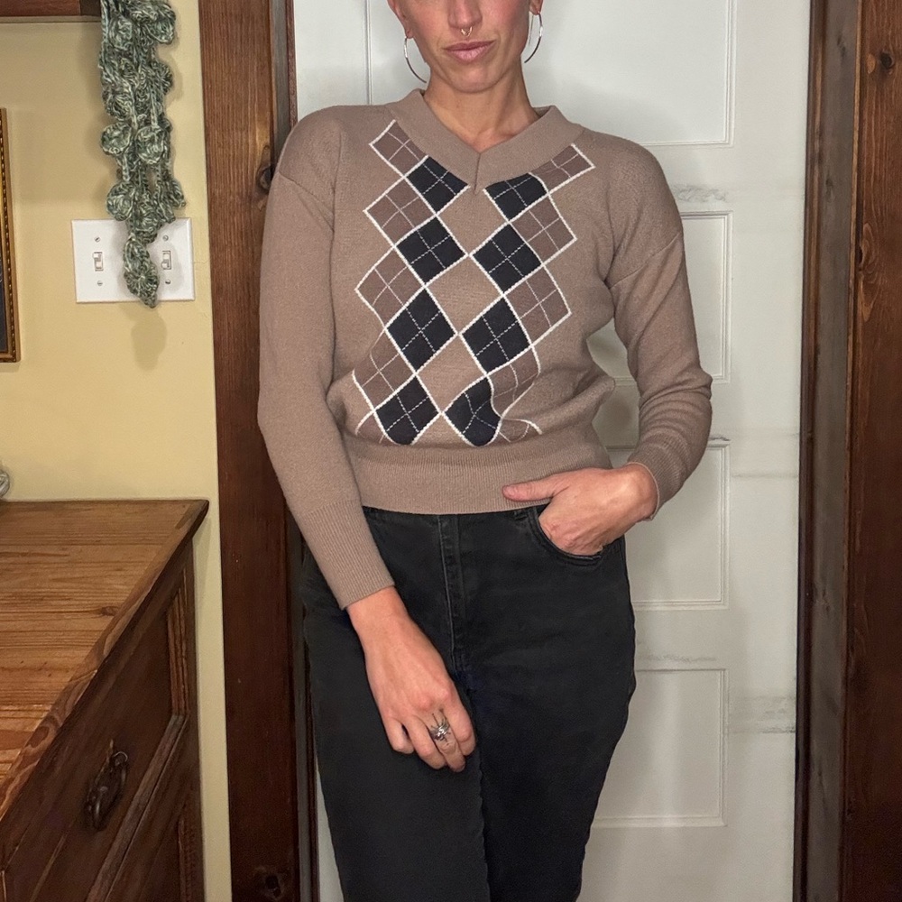 Light Brown Argyle Patterned Sweater